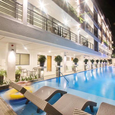 Commander Suites De Boracay Manoc-Manoc Экстерьер фото