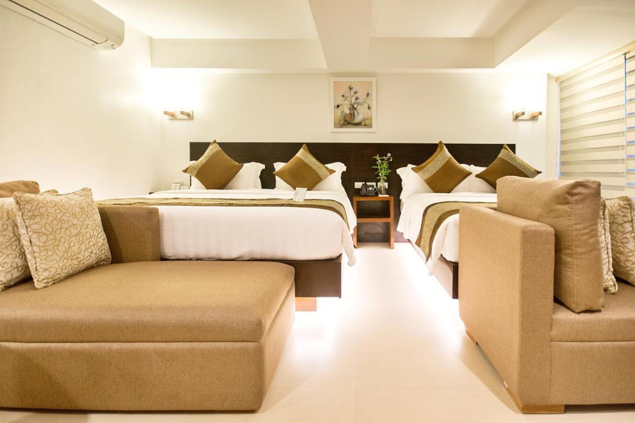 Commander Suites De Boracay Manoc-Manoc Экстерьер фото