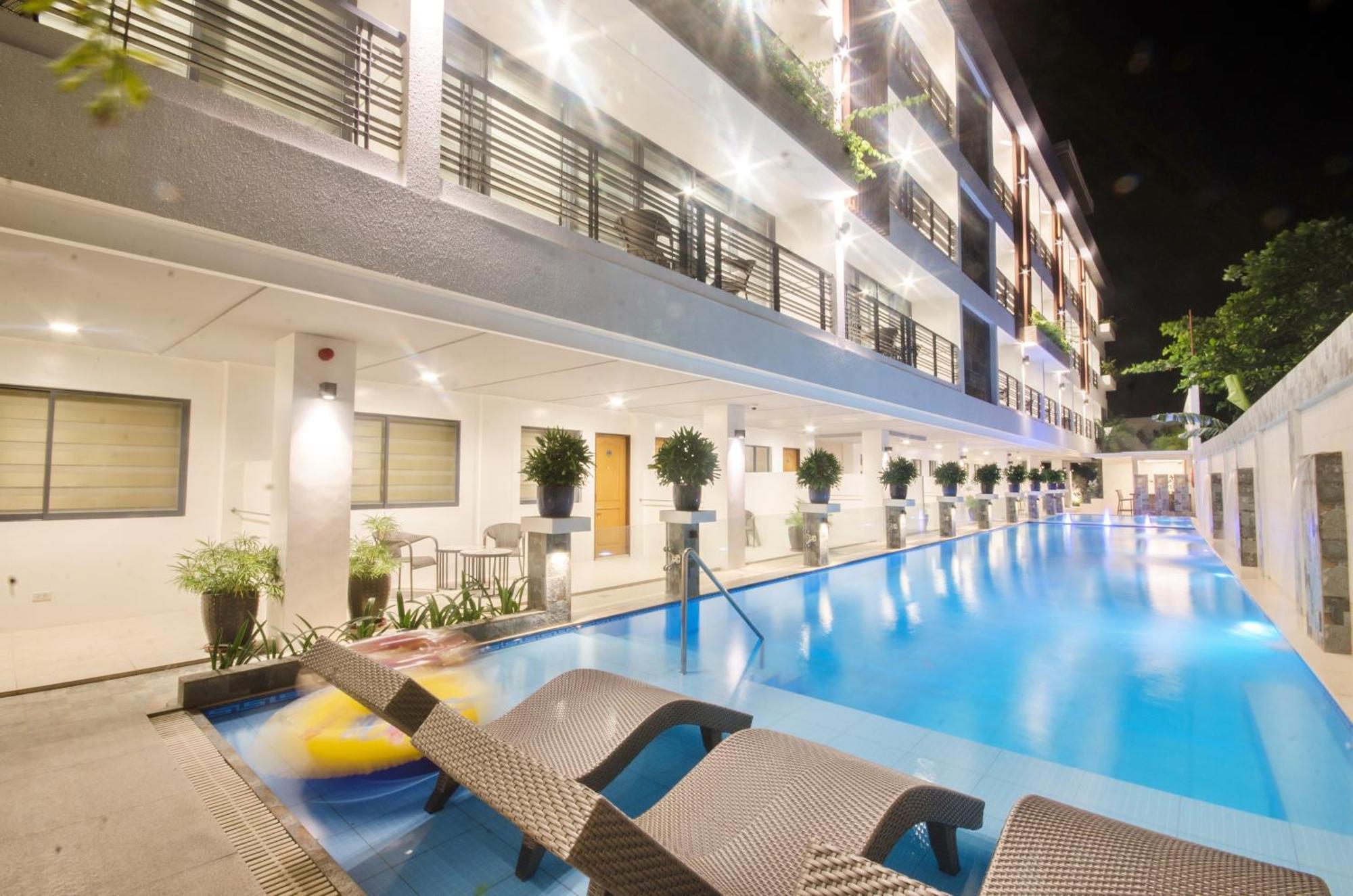 Commander Suites De Boracay Manoc-Manoc Экстерьер фото